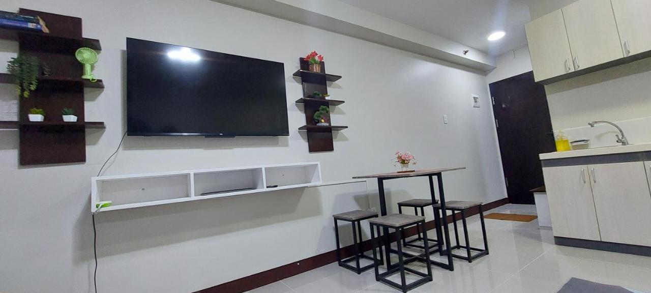 Dracarys Place 2 Condo With Balcony Unlimited Wifi Lapulapu City View Eksteriør billede