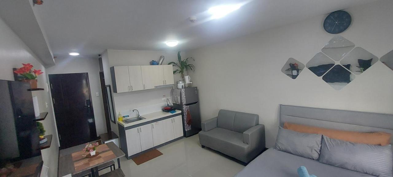 Dracarys Place 2 Condo With Balcony Unlimited Wifi Lapulapu City View Eksteriør billede