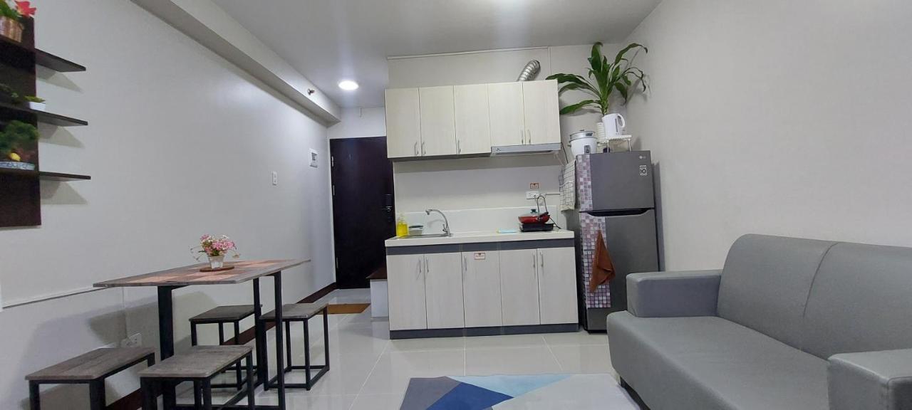 Dracarys Place 2 Condo With Balcony Unlimited Wifi Lapulapu City View Eksteriør billede