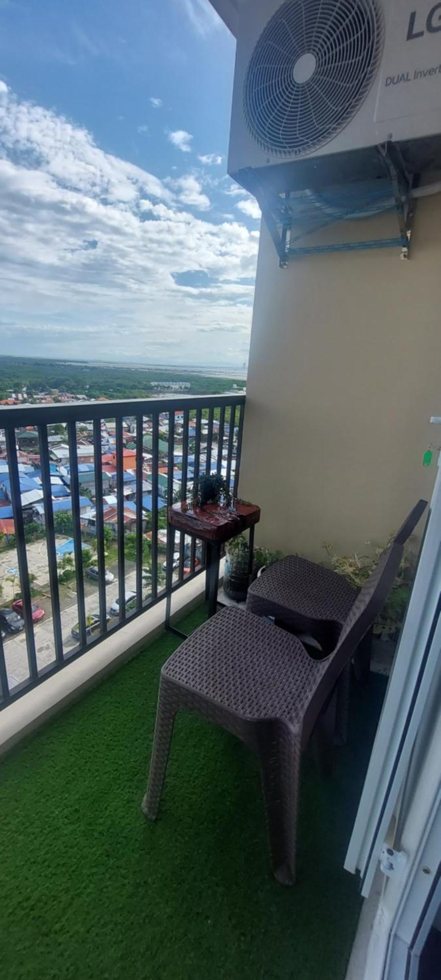 Dracarys Place 2 Condo With Balcony Unlimited Wifi Lapulapu City View Eksteriør billede